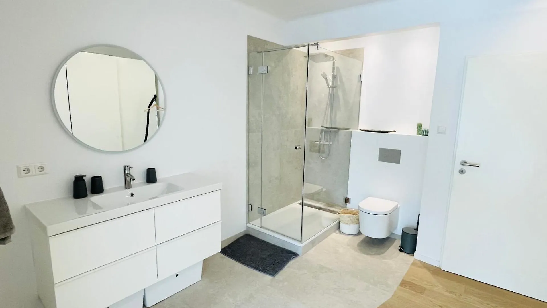 Large Townhouse With A Private Garden-Dif1 Apartment Differdange